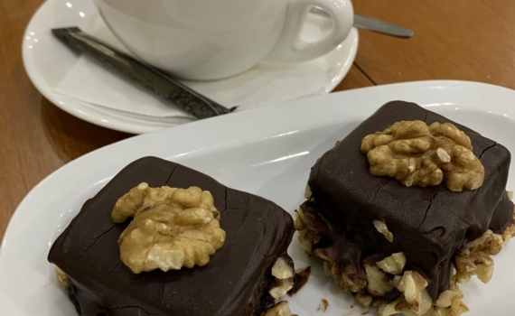 Молочный шоколад без добавок и консервантов: я трачу всего 30 минут — сладкоежки оценят