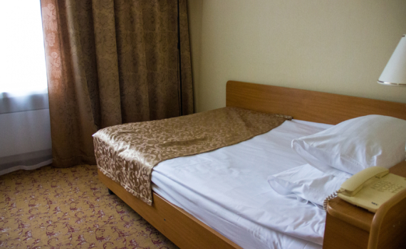 Гениальные идеи для старой подушки: от утепления дома до удобрения для сада